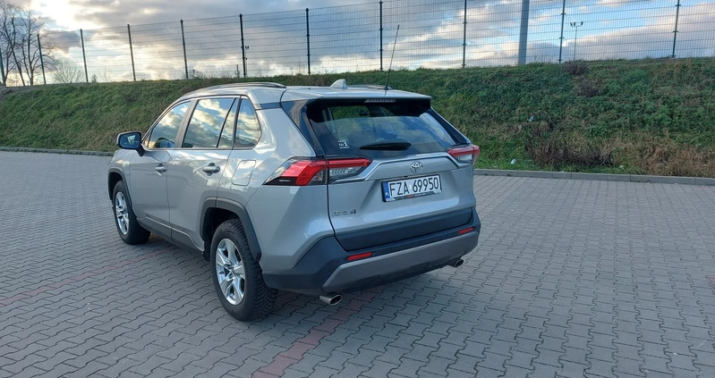 Toyota RAV4 cena 142000 przebieg: 21000, rok produkcji 2021 z Żary małe 46